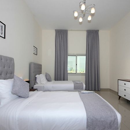 Spacious 2 Bedroom In Al Telal 11, Al Barsha 1 Dubaï Extérieur photo