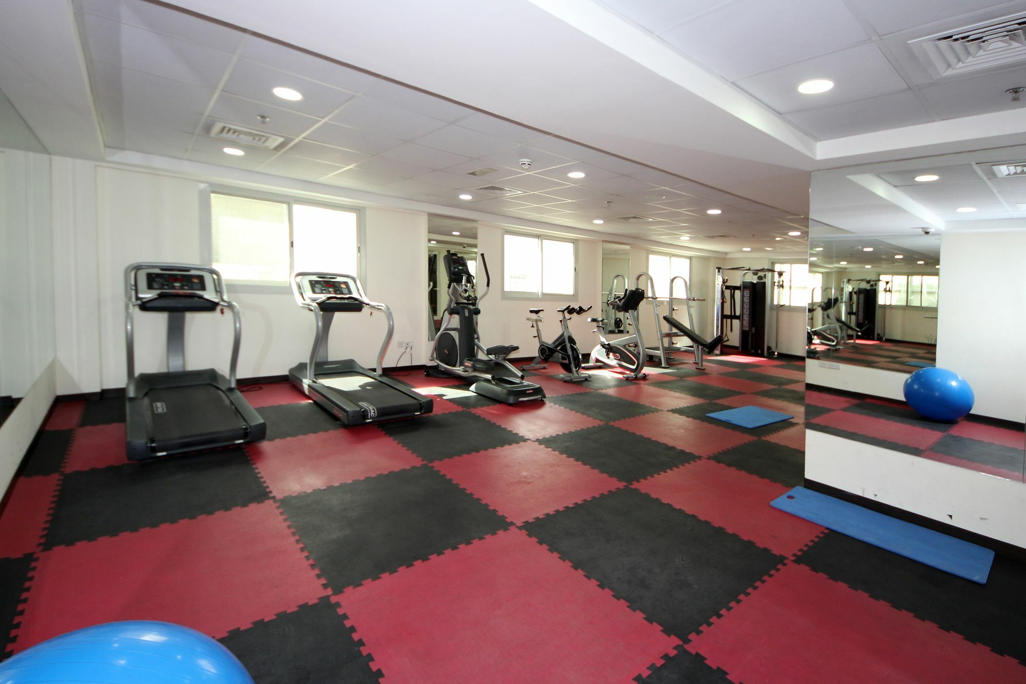 Spacious 2 Bedroom In Al Telal 11, Al Barsha 1 Dubaï Extérieur photo